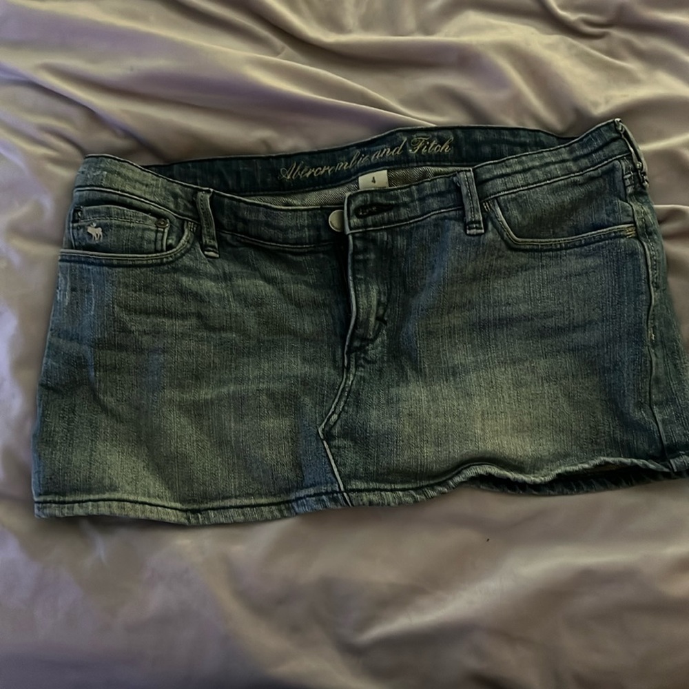 Abercrombie and fitch Jean skirt size 4